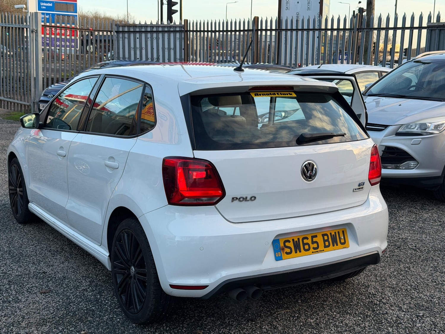Used Volkswagen Polo 2016 for sale - 77358362: Photo 4