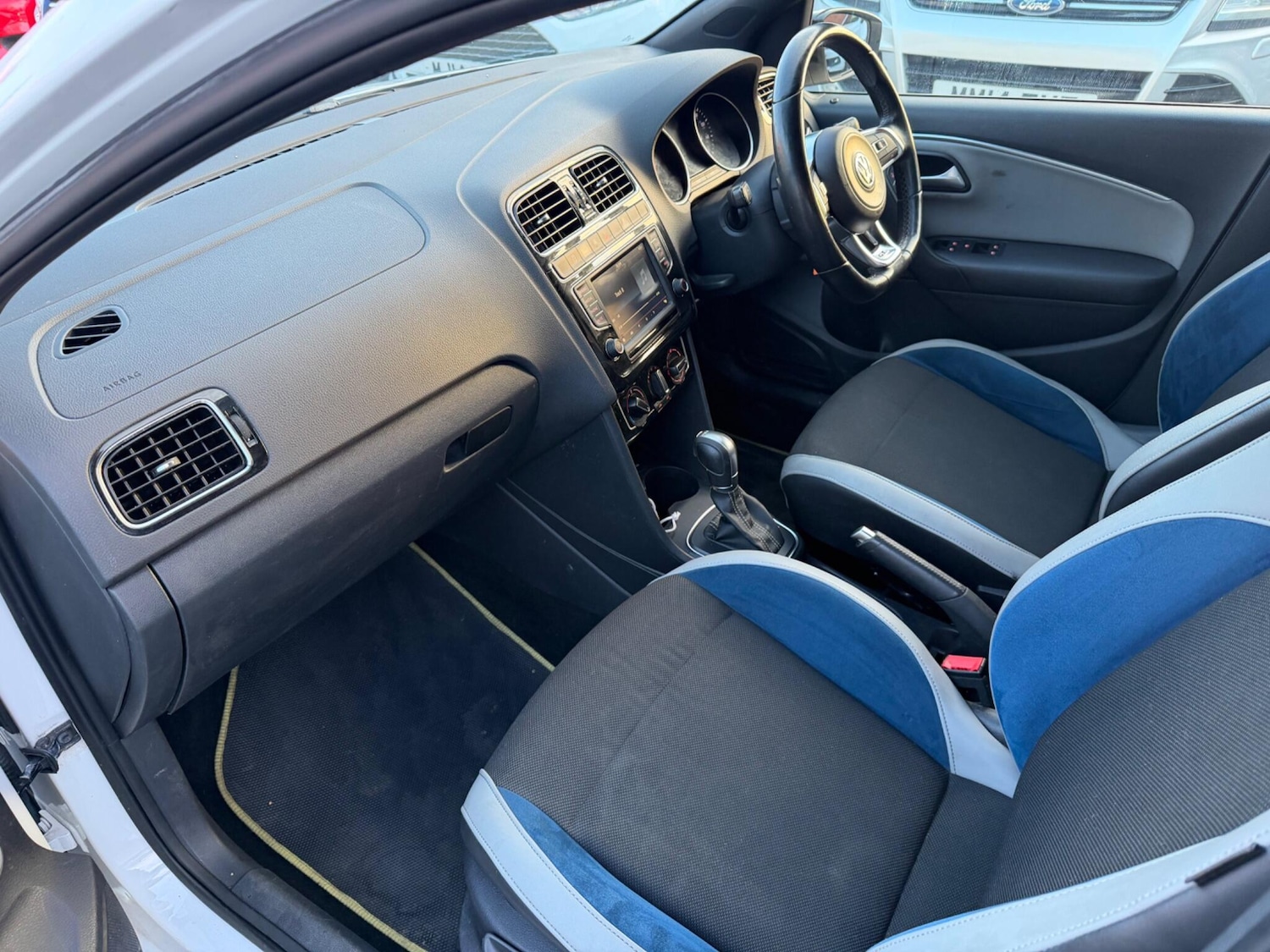 Used Volkswagen Polo 2016 for sale - 77358362: Photo 42