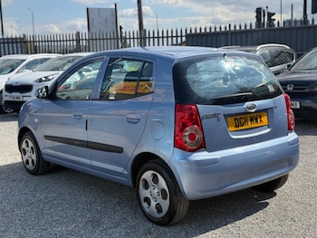 Used Kia Picanto 2011 for sale - 79609829: Photo