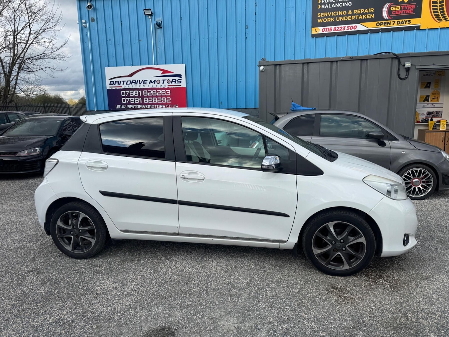 Used Toyota Yaris 2013 for sale - 78086636: Photo 13