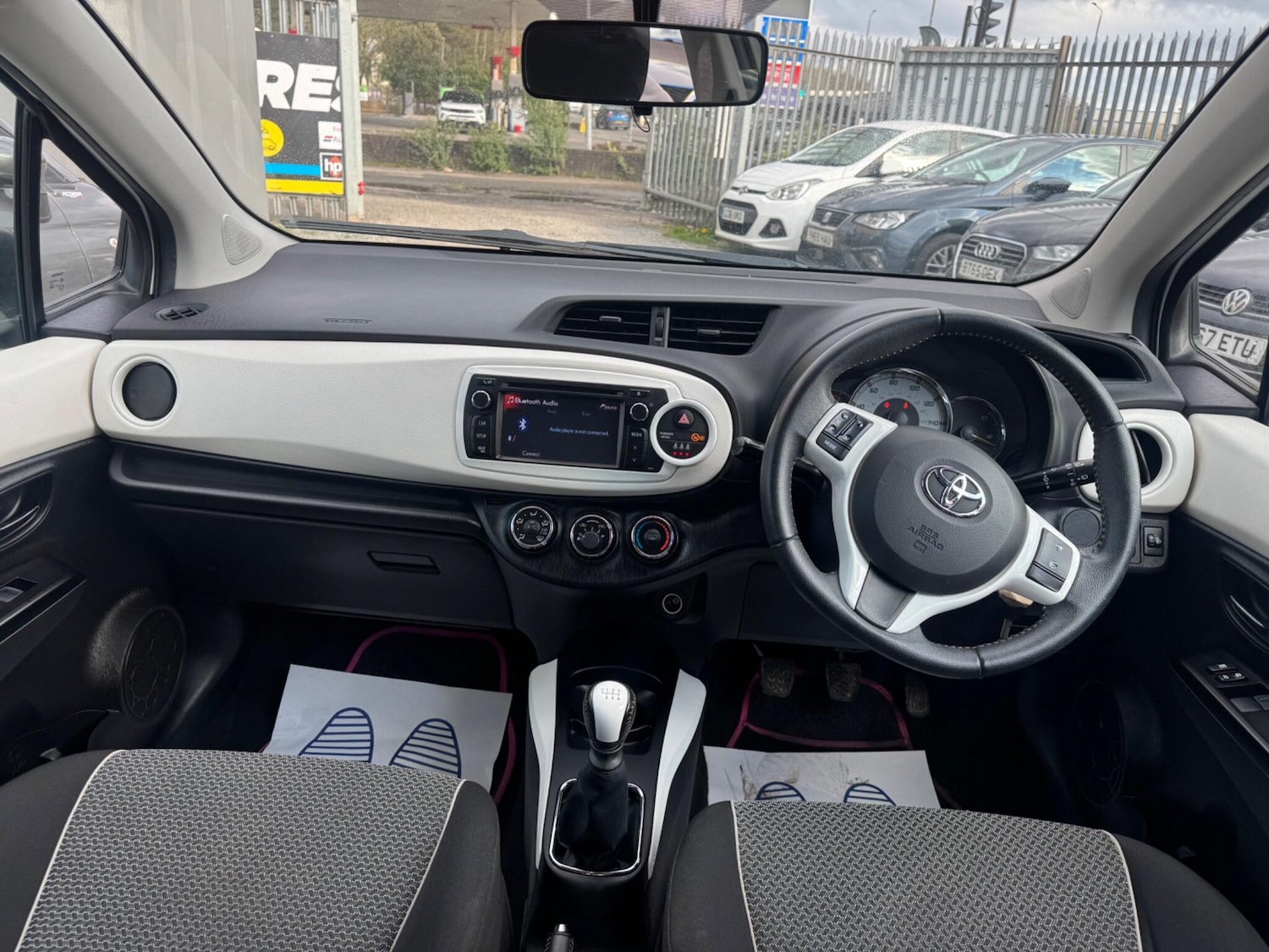 Used Toyota Yaris 2013 for sale - 78086636: Photo 16