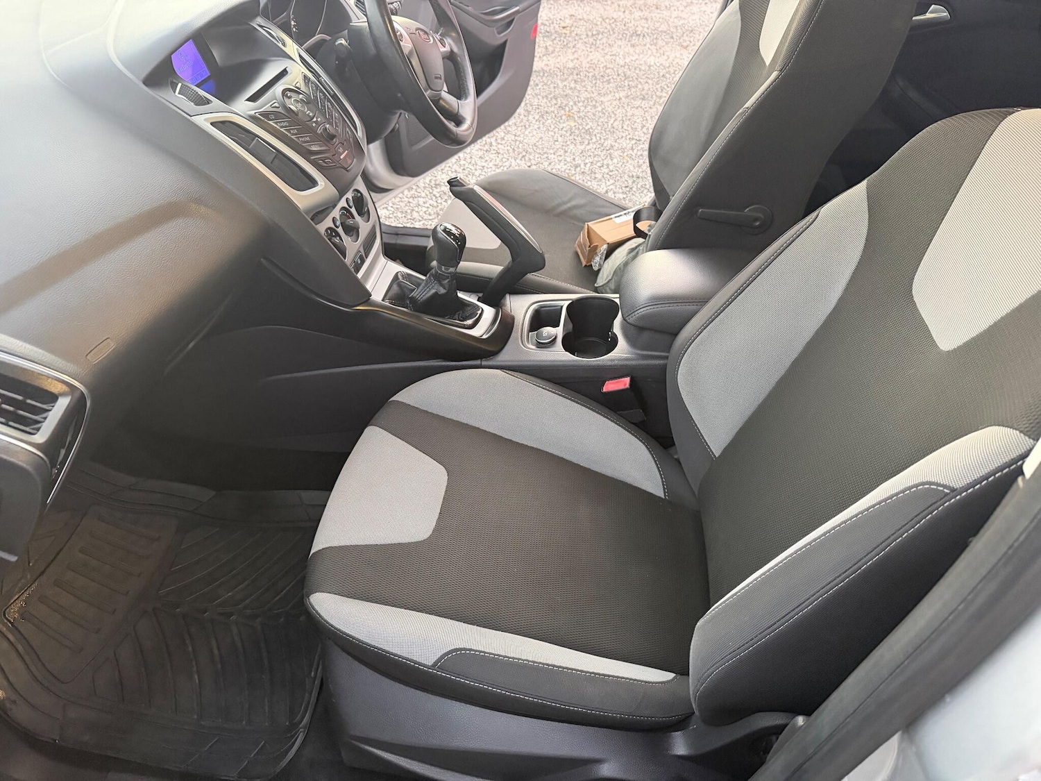 Used Ford Focus 2011 for sale - 76786553: Photo 14