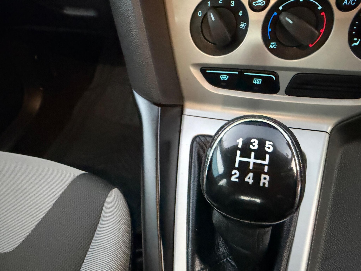 Used Ford Focus 2011 for sale - 76786553: Photo 23