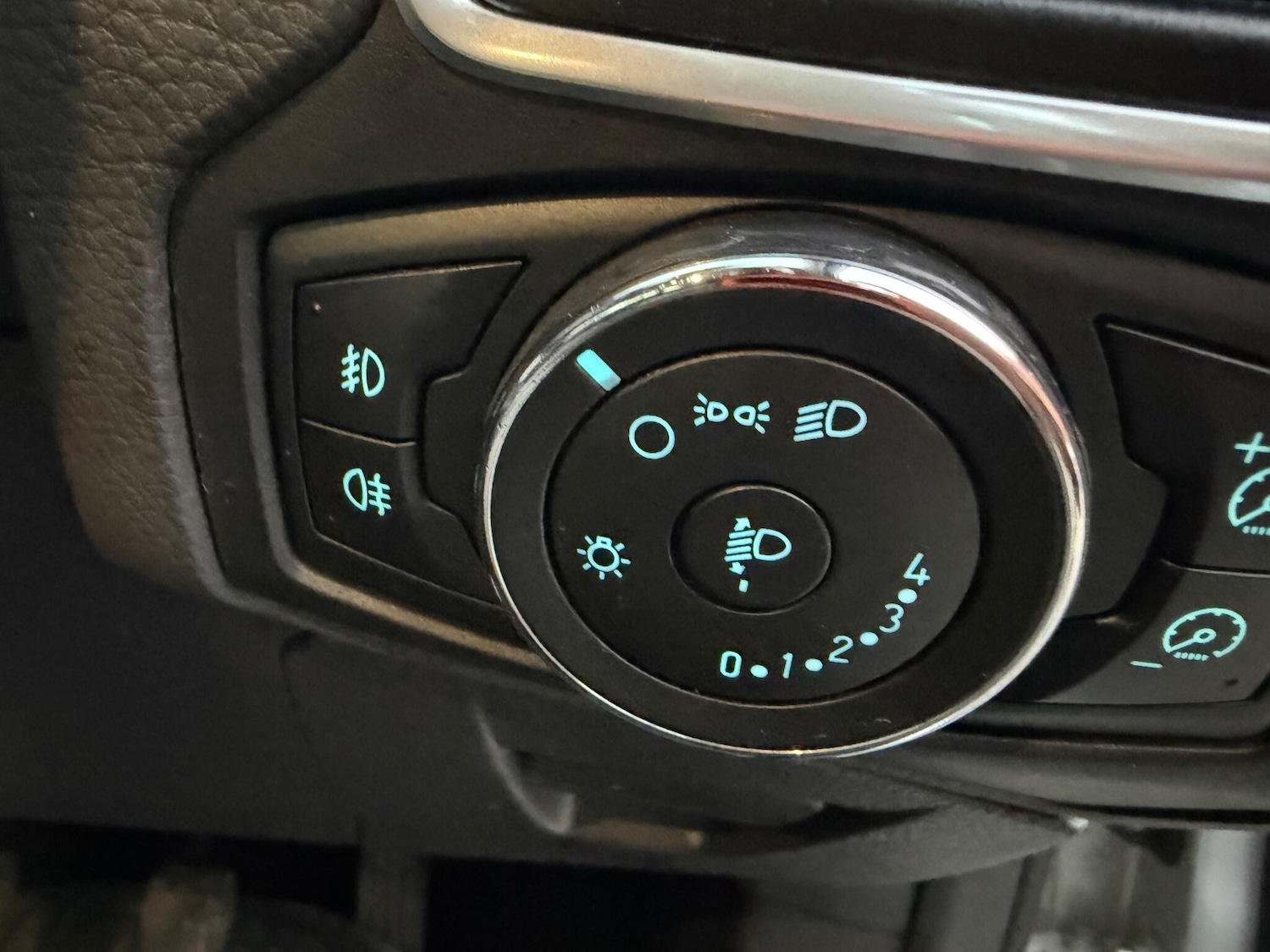 Used Ford Focus 2011 for sale - 76786553: Photo 29