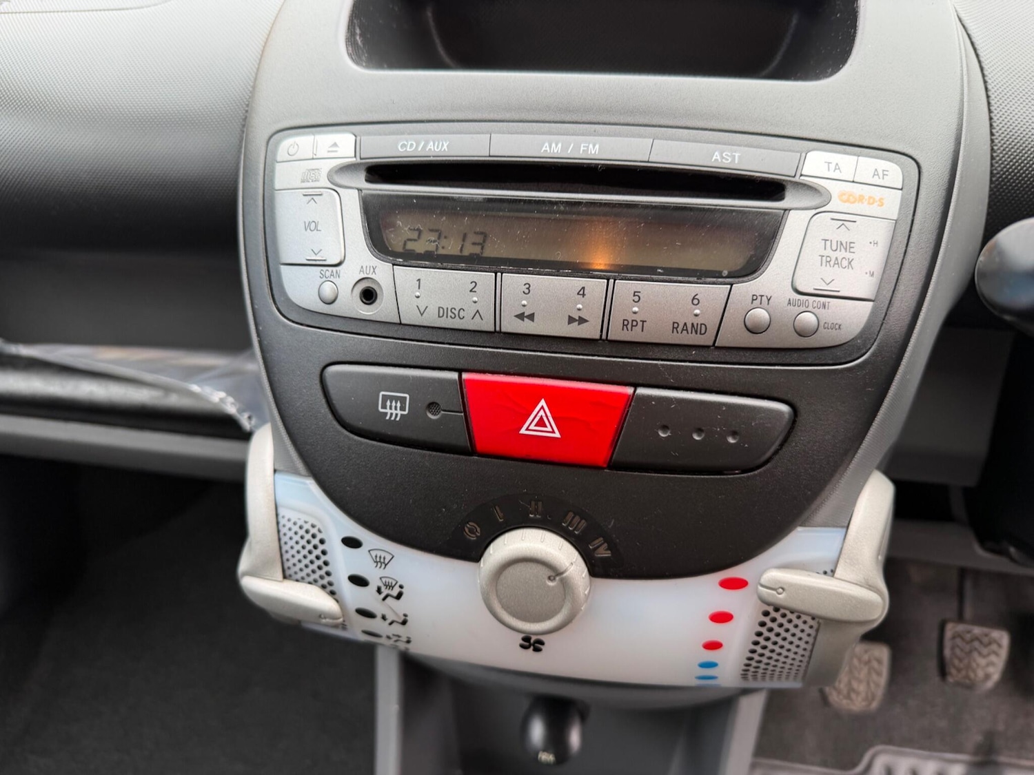 Used Toyota AYGO for sale - 77793899: Photo 31