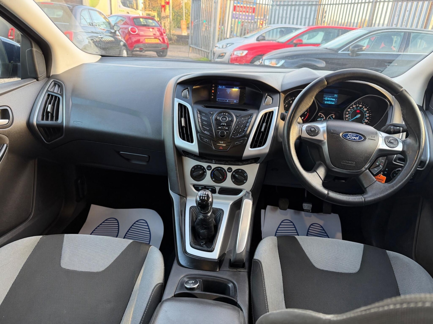 Used Ford Focus 2011 for sale - 76849716: Photo 19