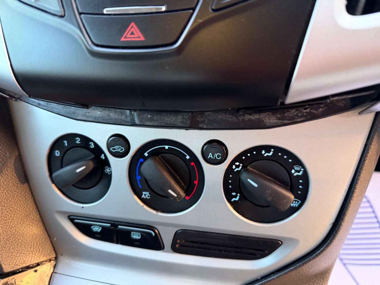 Used Ford Focus 2011 for sale - 76849716: Photo 31