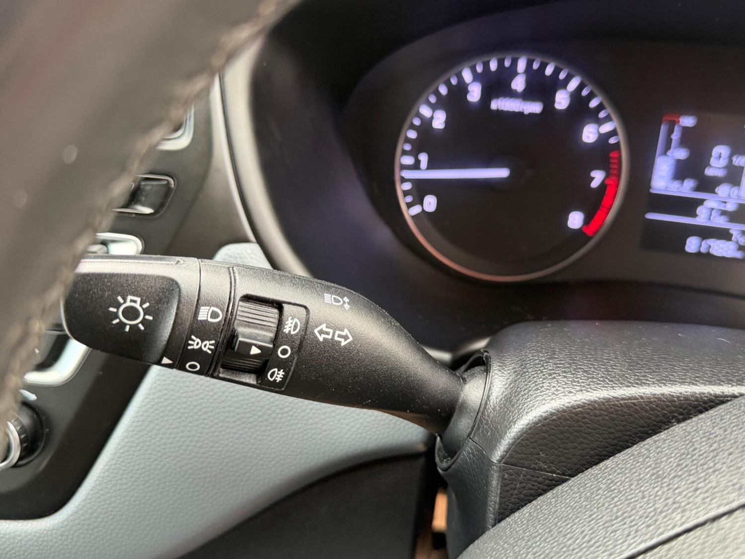 Used Hyundai i20 2016 for sale - 77705244: Photo 23