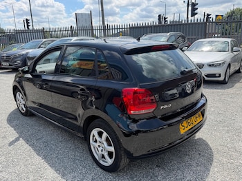 Used Volkswagen Polo 2010 for sale - 79279470: Photo