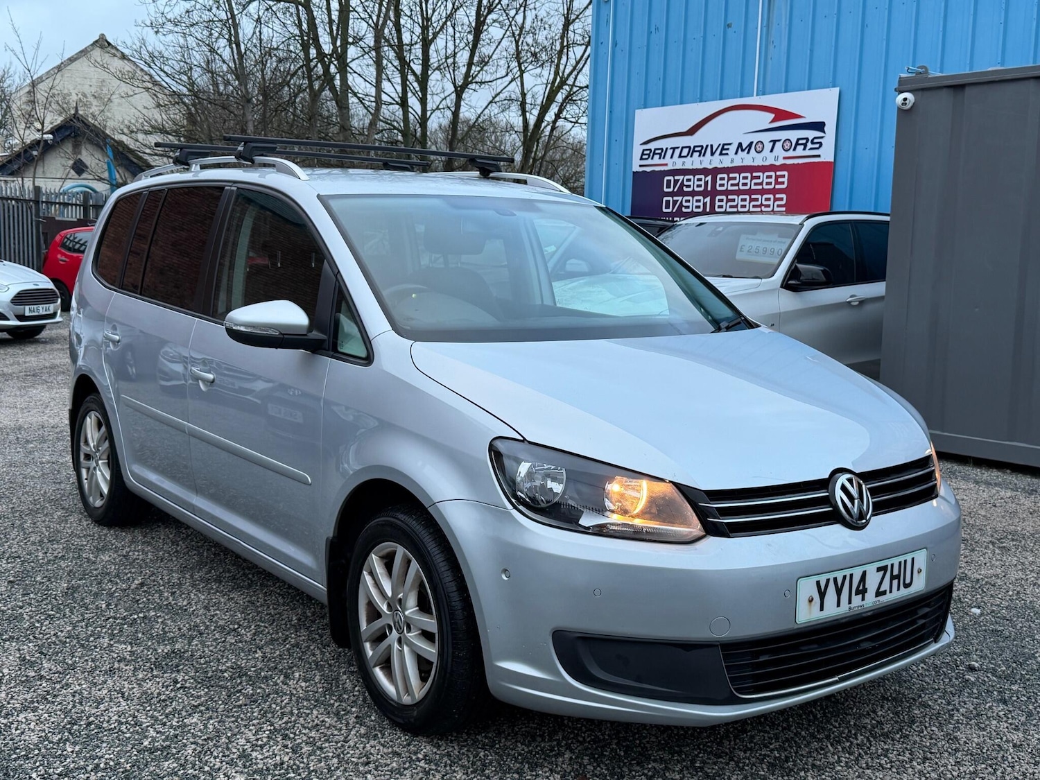 Used Volkswagen Touran 2014 for sale - 77016624: Photo 11
