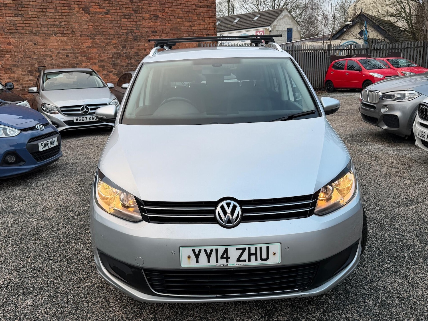 Used Volkswagen Touran 2014 for sale - 77016624: Photo 2