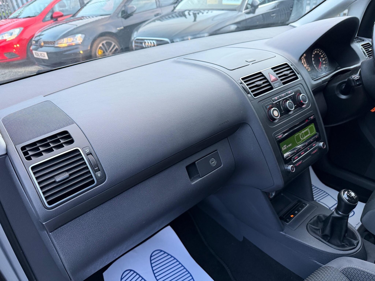 Used Volkswagen Touran 2014 for sale - 77016624: Photo 26