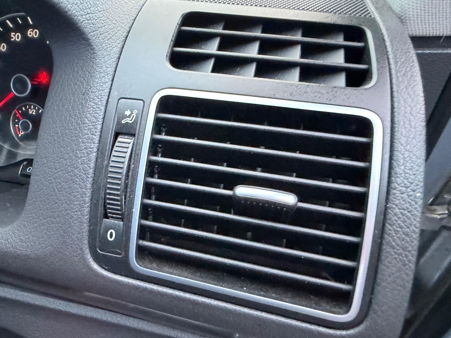 Used Volkswagen Touran 2014 for sale - 77016624: Photo 37