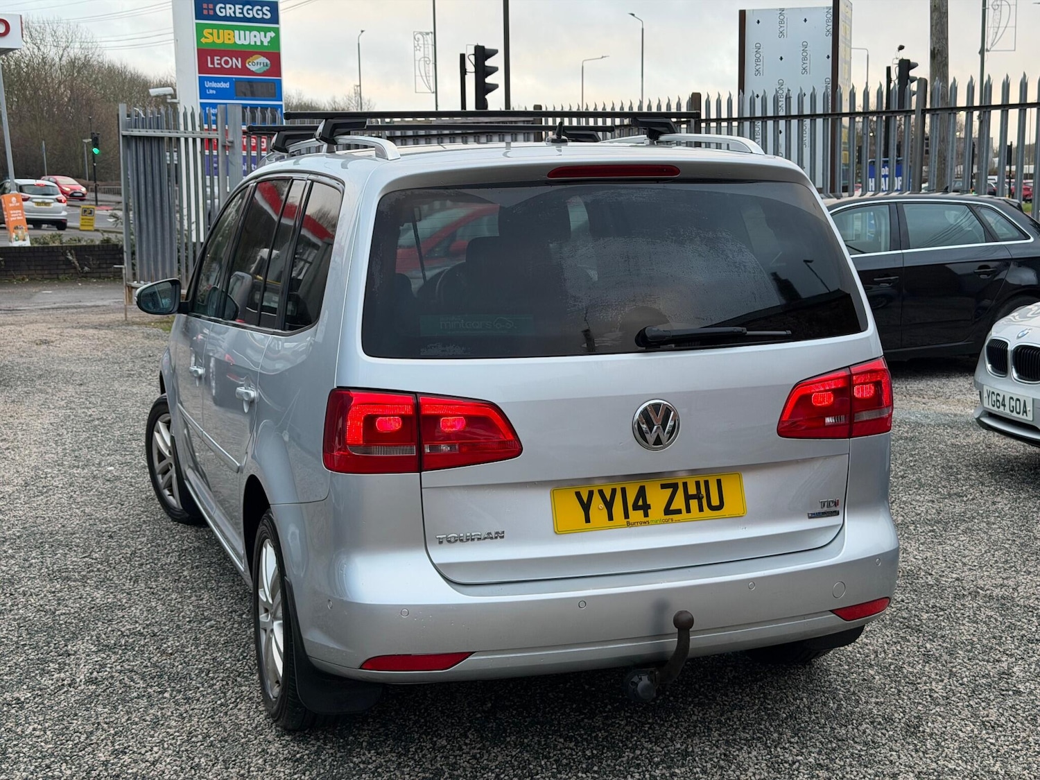 Used Volkswagen Touran 2014 for sale - 77016624: Photo 4
