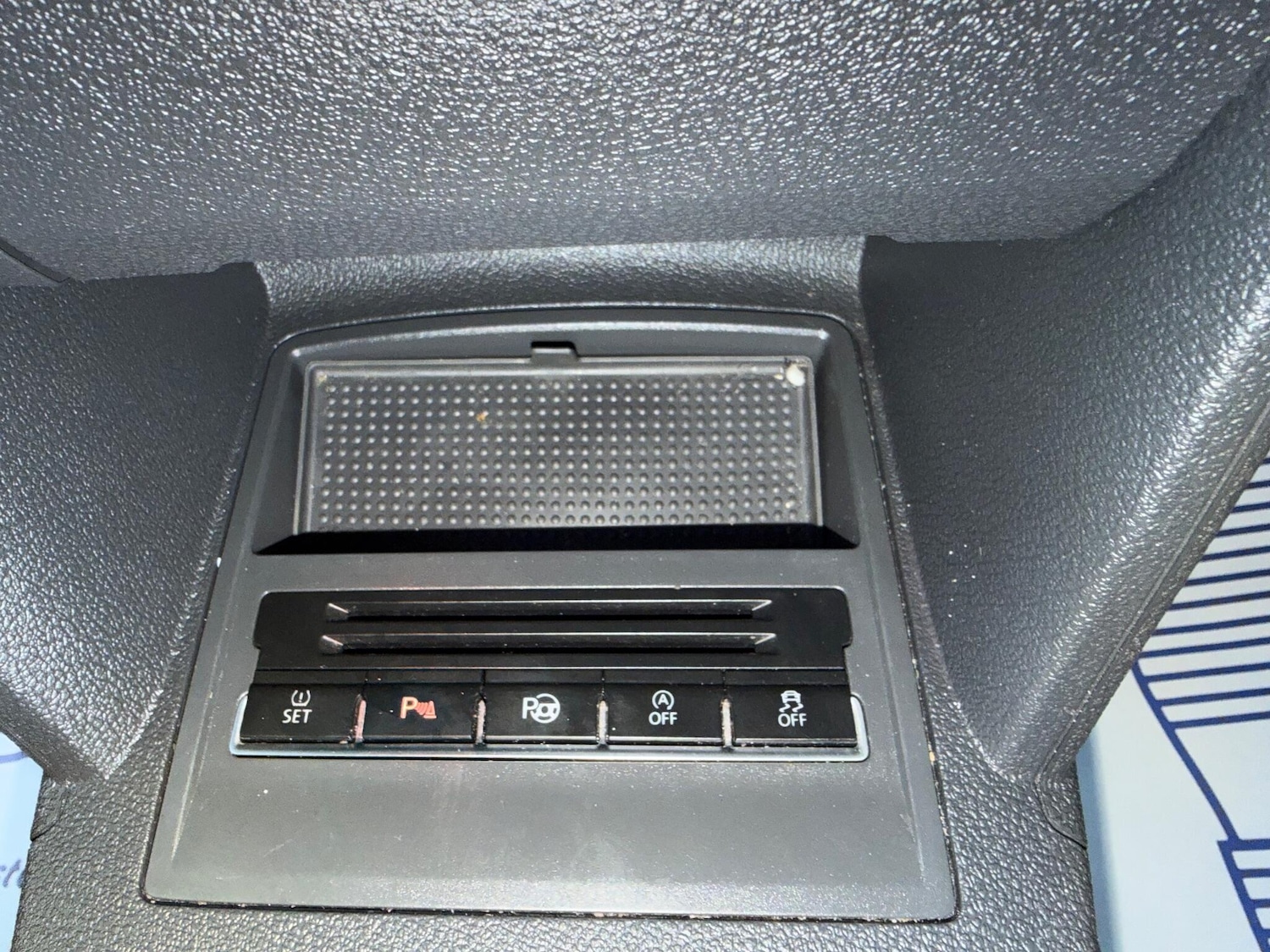 Used Volkswagen Touran 2014 for sale - 77016624: Photo 40