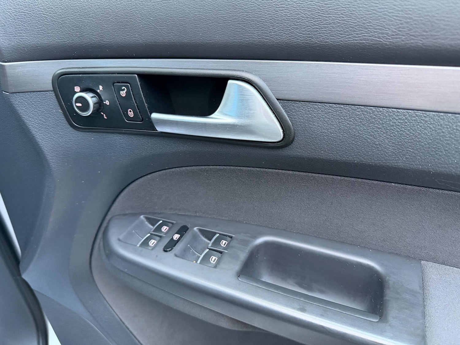 Used Volkswagen Touran 2014 for sale - 77016624: Photo 44