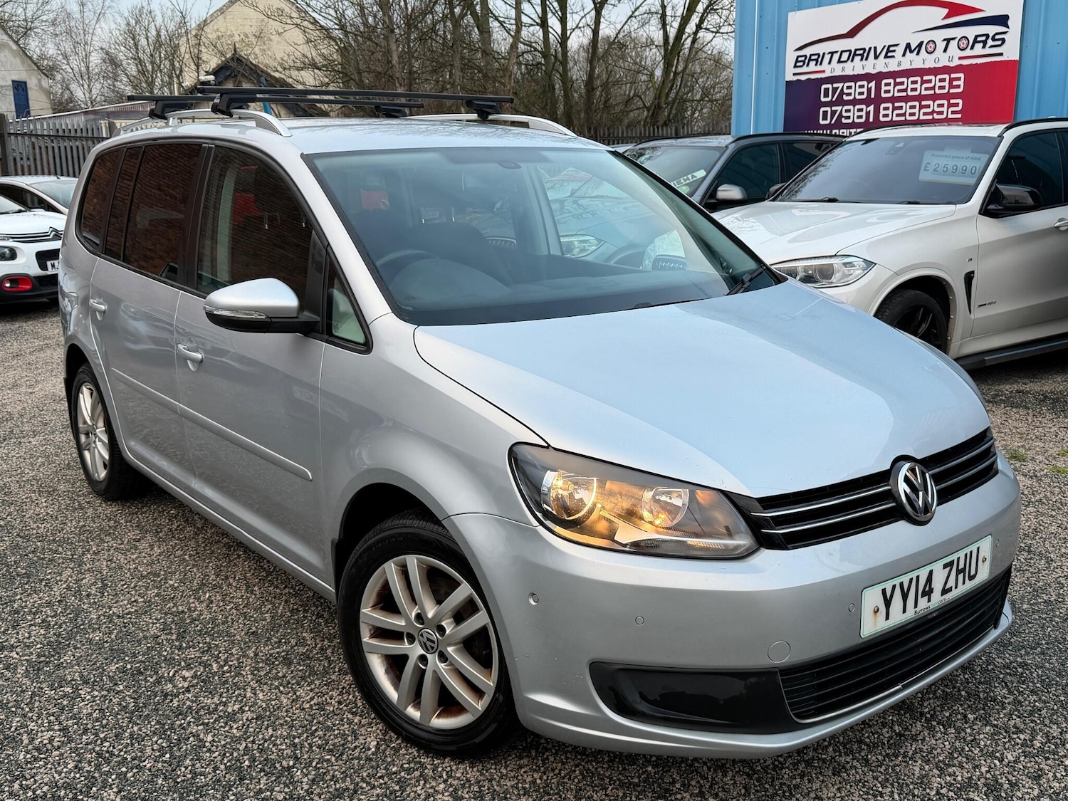Used Volkswagen Touran 2014 for sale - 77016624: Photo 5