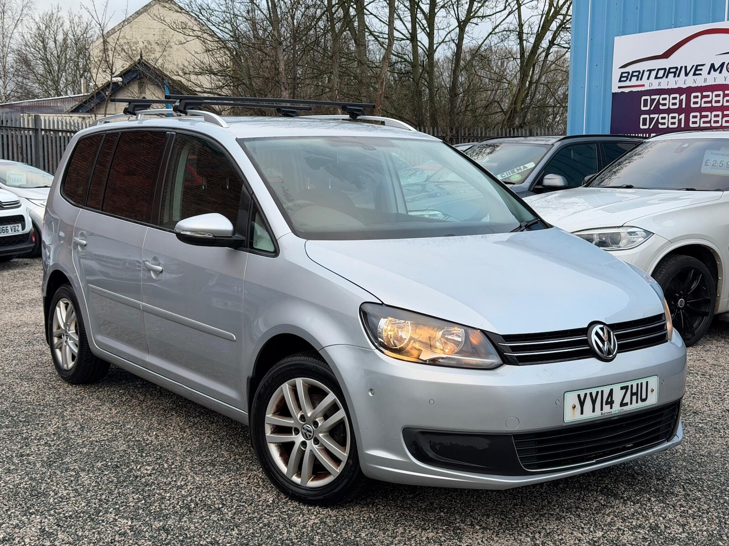 Used Volkswagen Touran 2014 for sale - 77016624: Photo 8