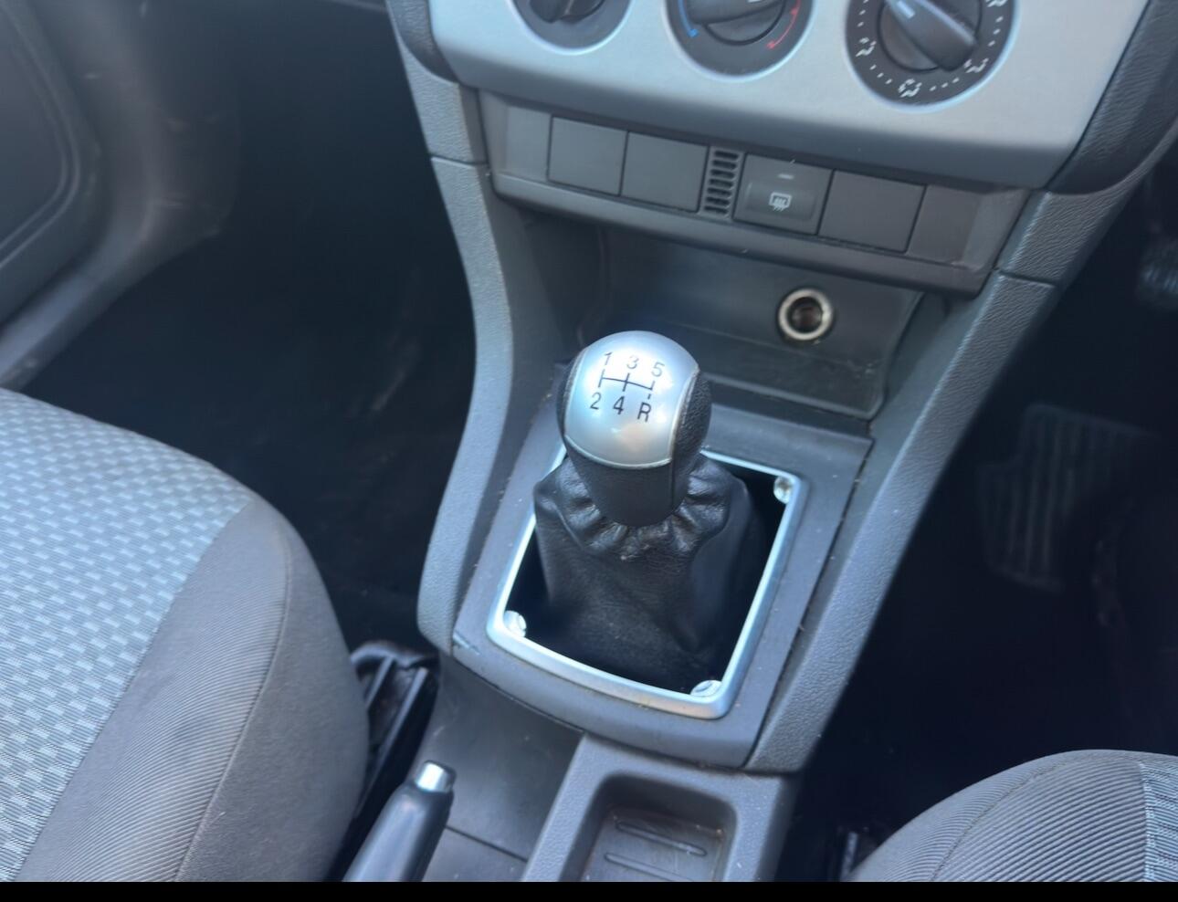 Used Ford Focus 2007 for sale - 76786895: Photo 23