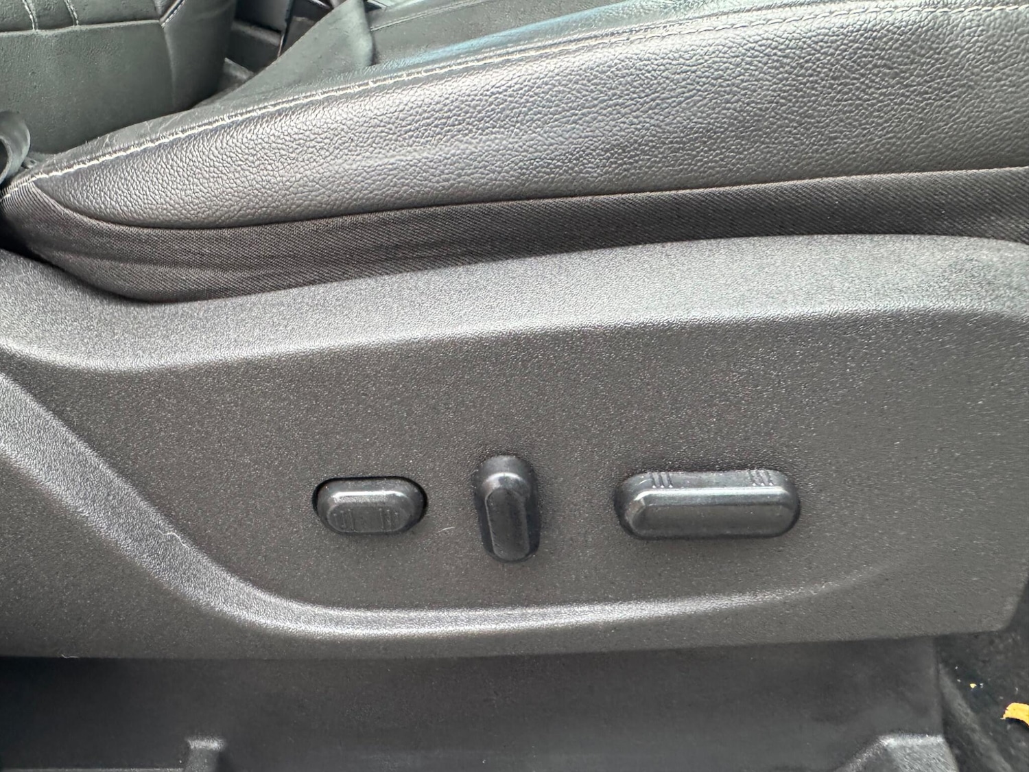 Used Ford Kuga 2014 for sale - 77305042: Photo 19