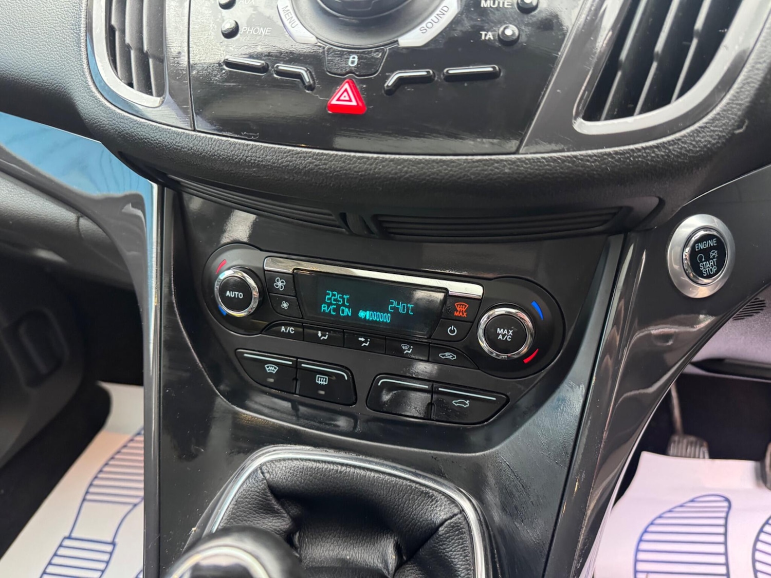 Used Ford Kuga 2014 for sale - 77305042: Photo 23