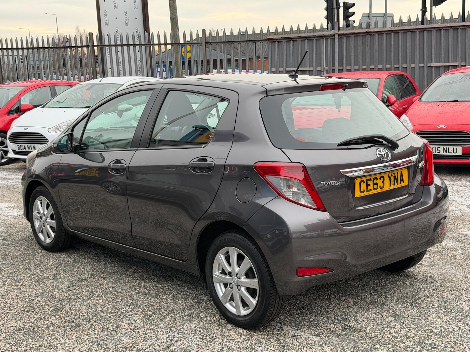 Used Toyota Yaris 2013 for sale - 77119990: Photo 14