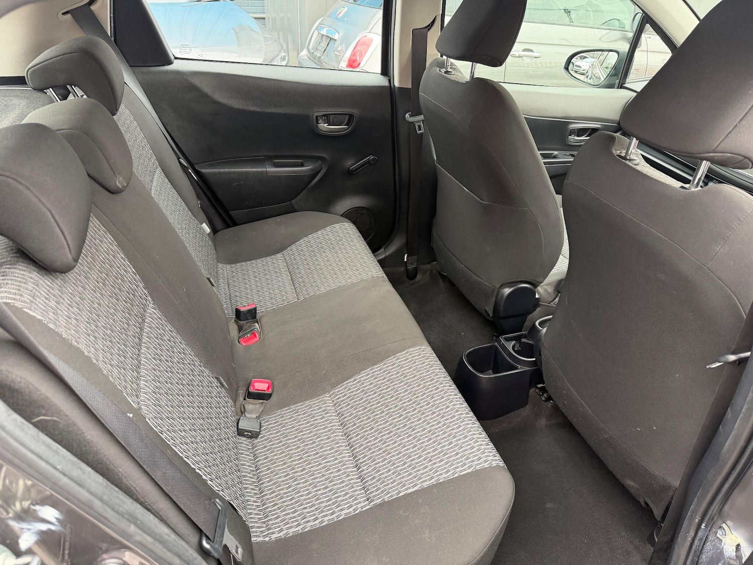 Used Toyota Yaris 2013 for sale - 77119990: Photo 26