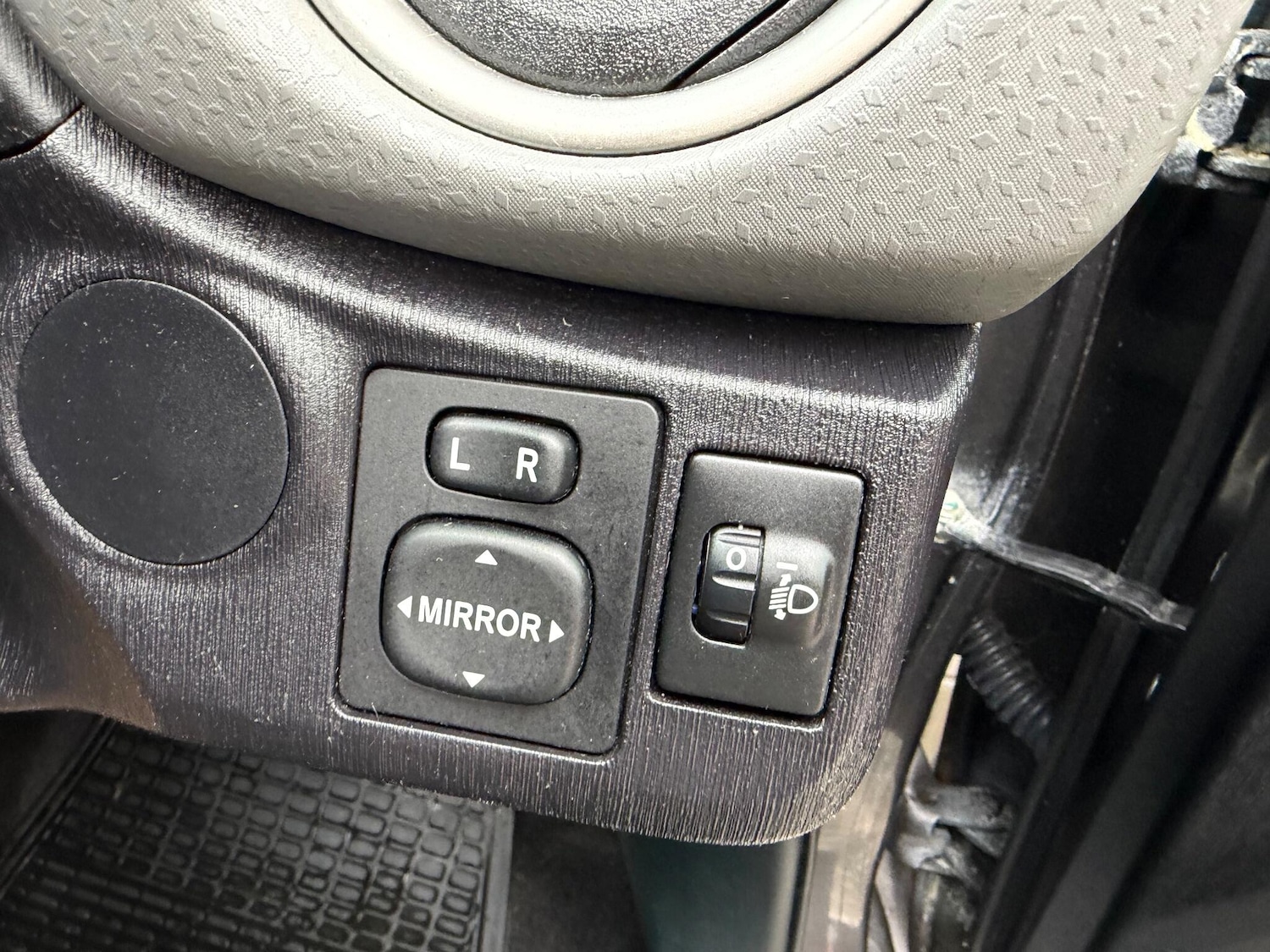 Used Toyota Yaris 2013 for sale - 77119990: Photo 27