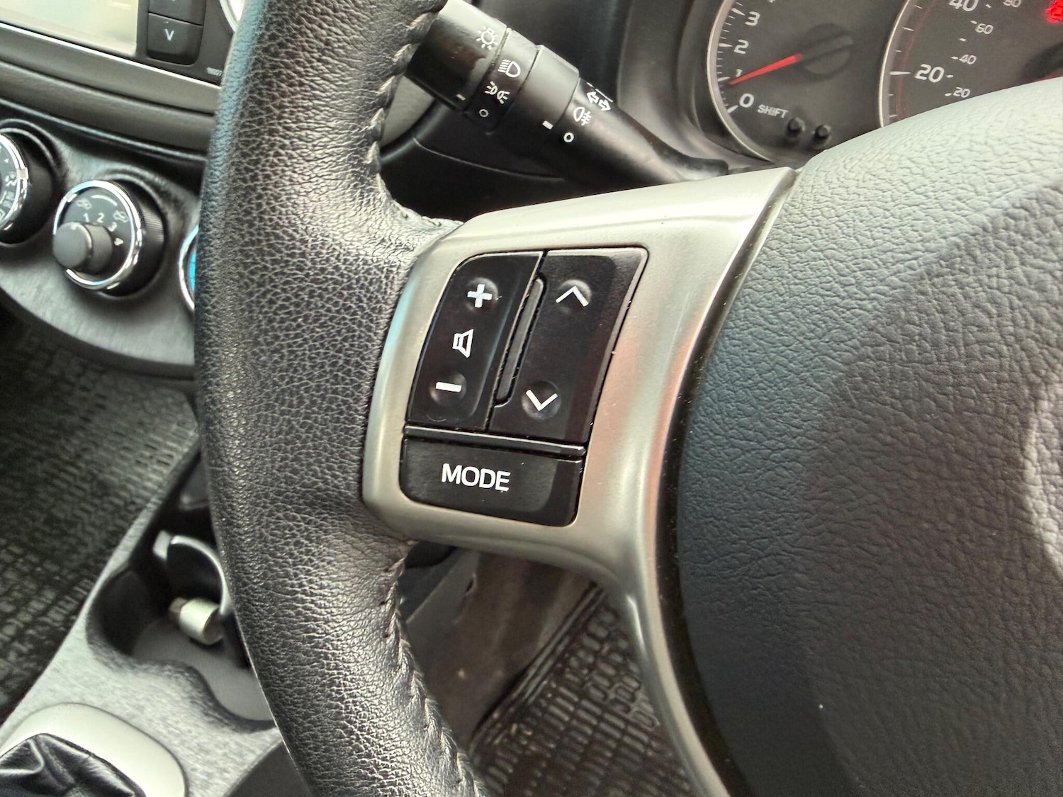 Used Toyota Yaris 2013 for sale - 77119990: Photo 29