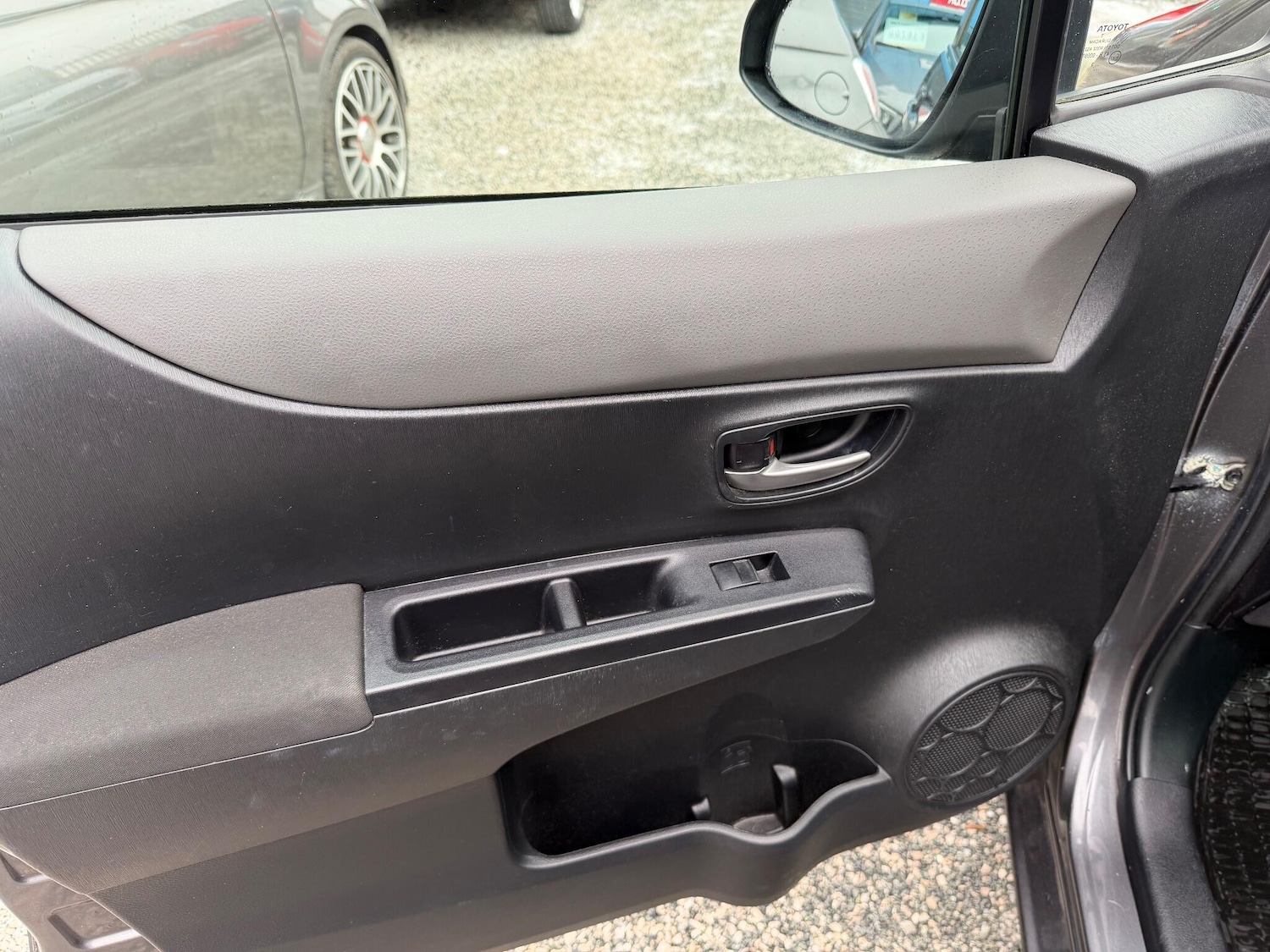 Used Toyota Yaris 2013 for sale - 77119990: Photo 31