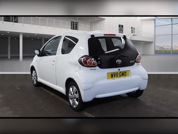 Used Toyota AYGO 2011 for sale - 77883536: Photo