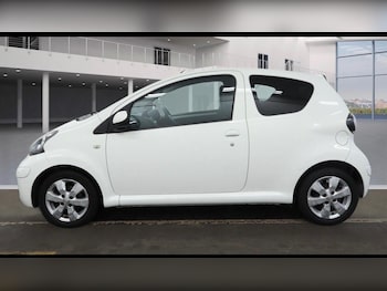 Used Toyota AYGO 2011 for sale - 77883536: Photo