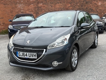 Used Peugeot 208 2014 for sale - 79553264: Photo