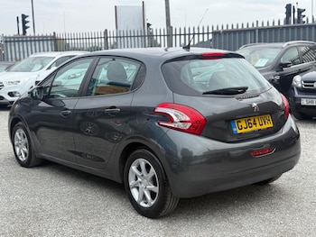 Used Peugeot 208 2014 for sale - 79553264: Photo