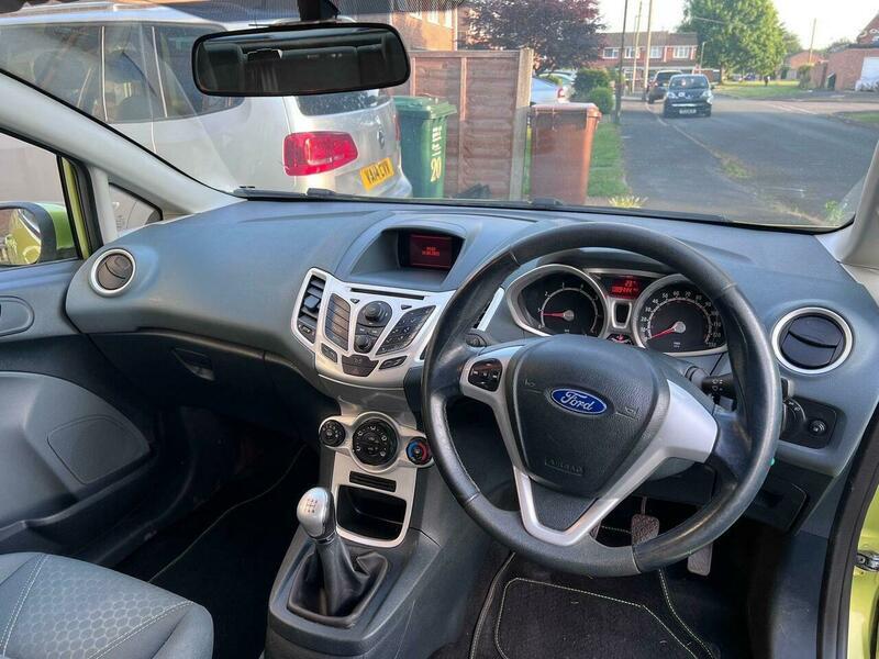 Used Ford Fiesta 2011 for sale - 76786409: Photo 13