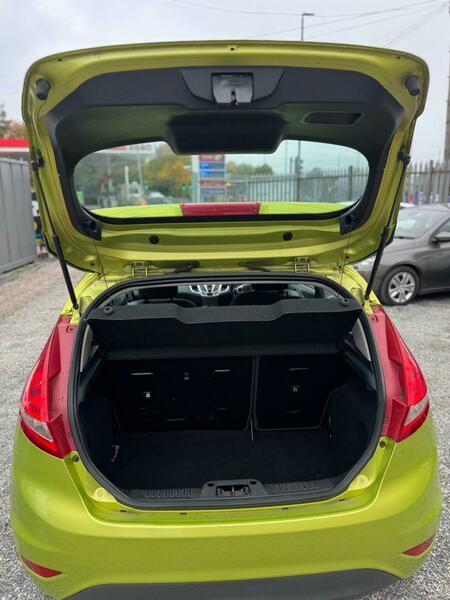 Used Ford Fiesta 2011 for sale - 76786409: Photo 16