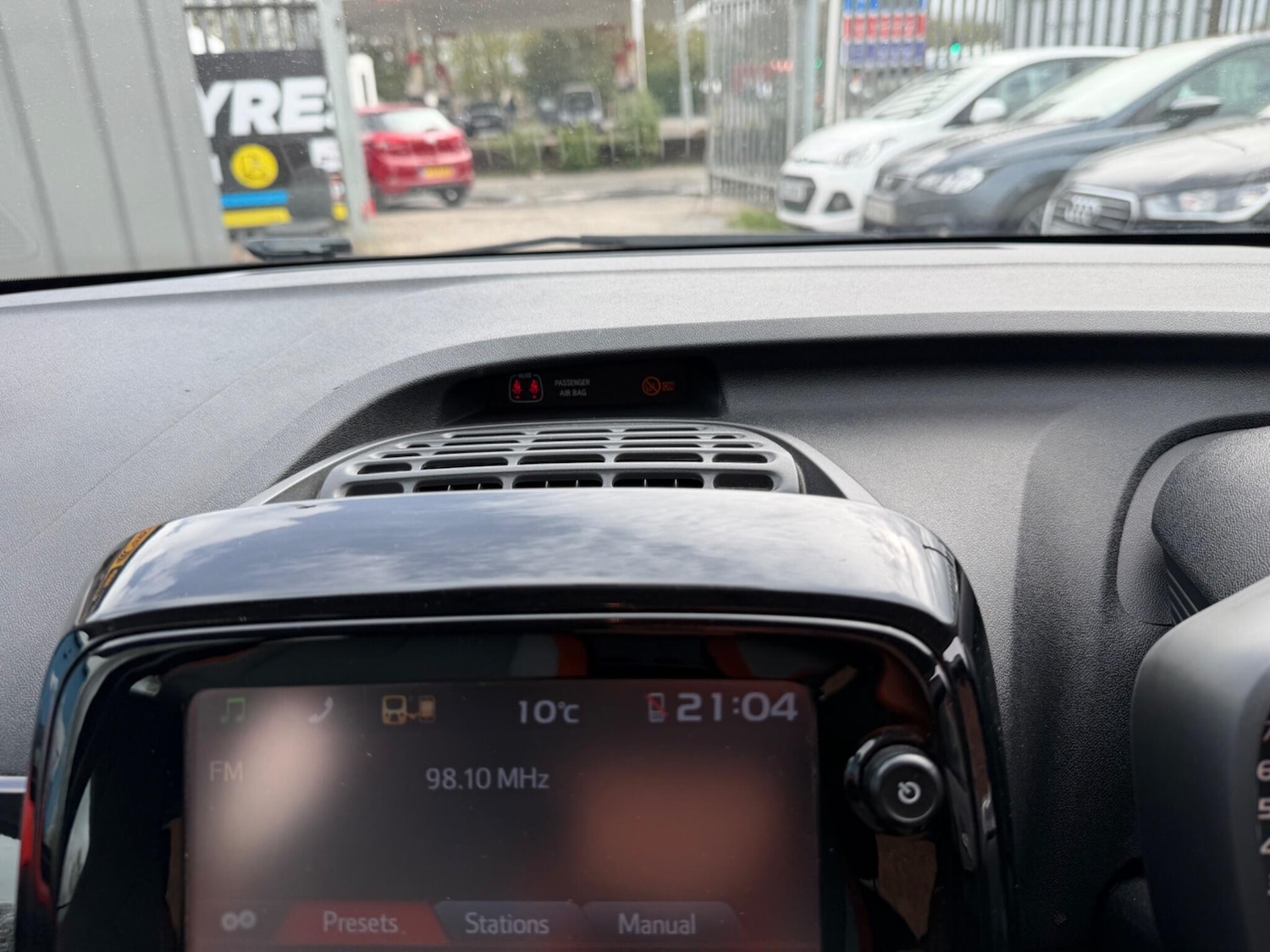 Used Toyota AYGO for sale - 78136382: Photo 31