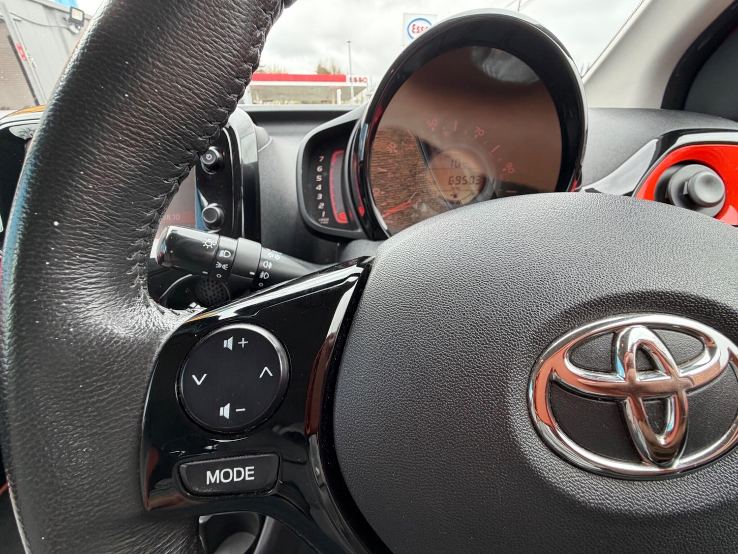 Used Toyota AYGO for sale - 78136382: Photo 38