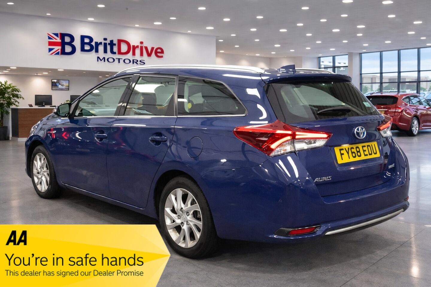 Used Toyota Auris 2018 for sale - 78033827: Photo 2