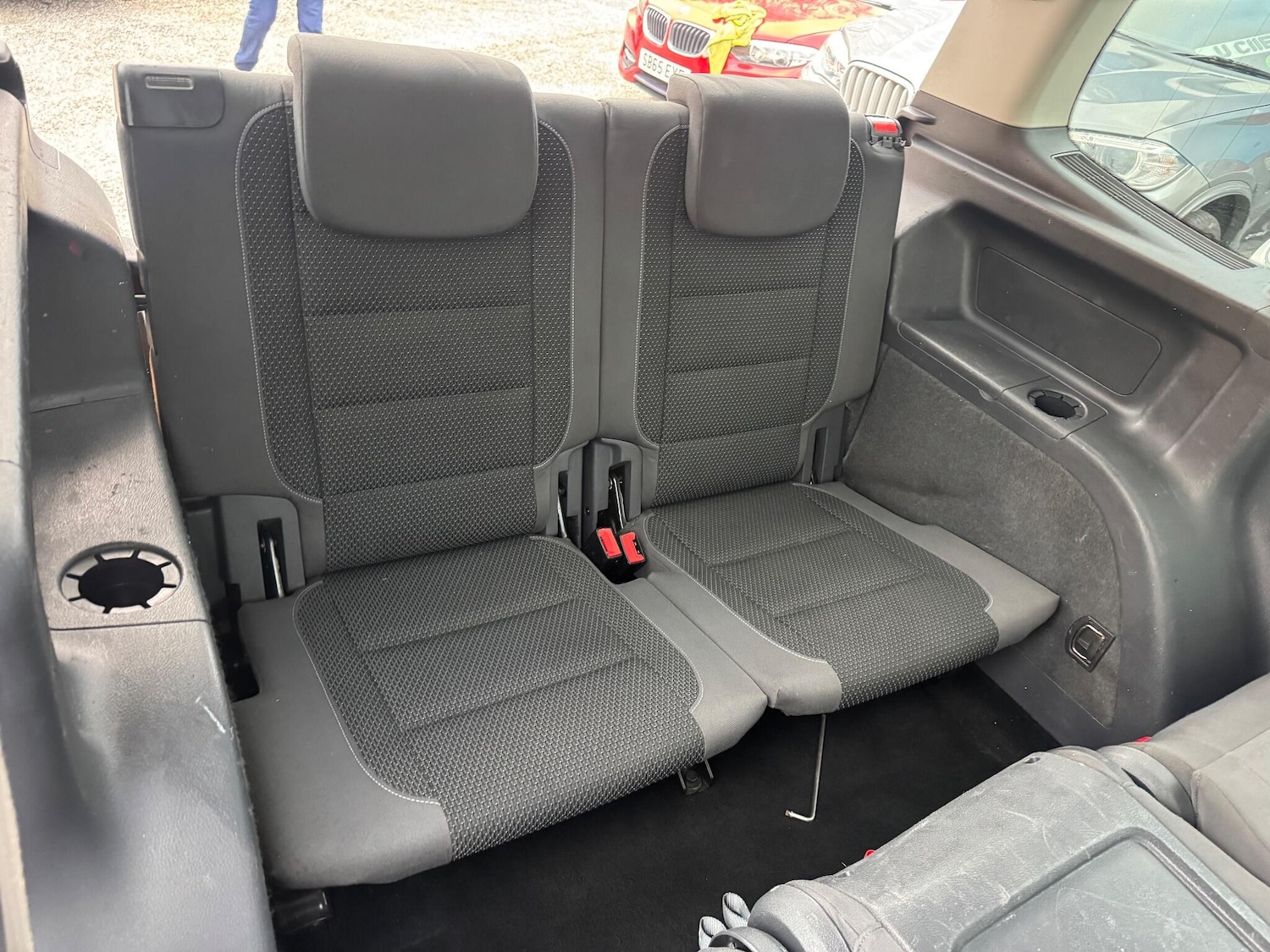 Used Volkswagen Touran 2012 for sale - 76913344: Photo 29