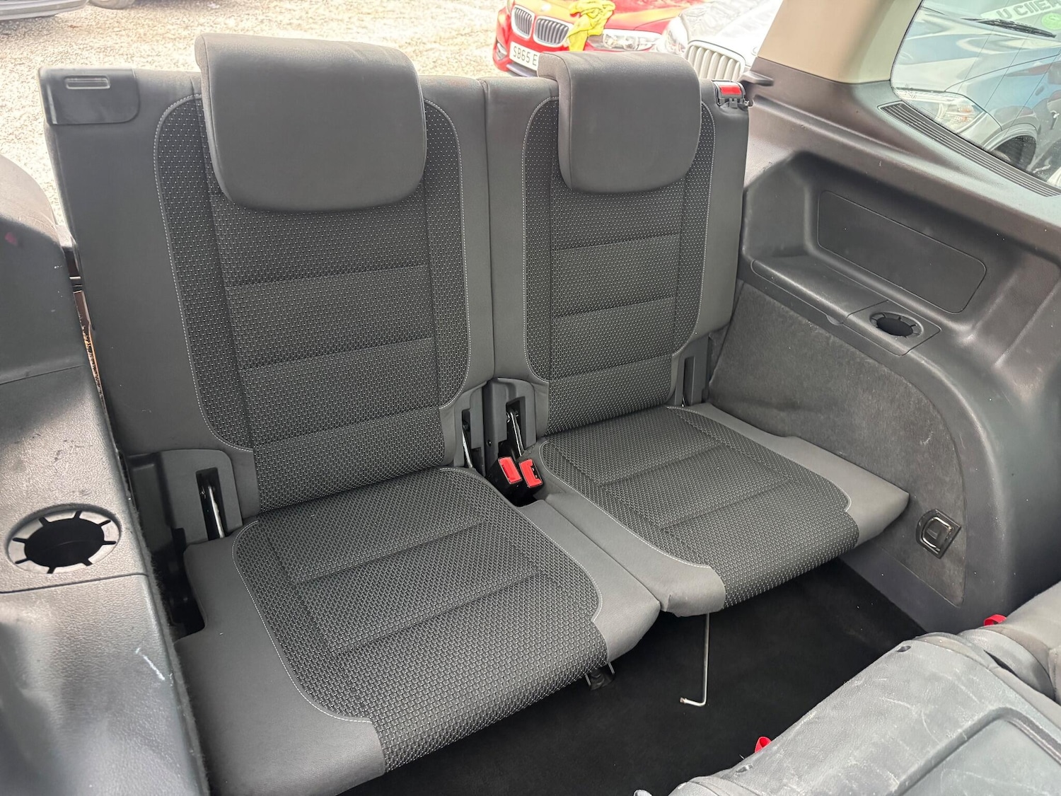 Used Volkswagen Touran 2012 for sale - 76913344: Photo 30