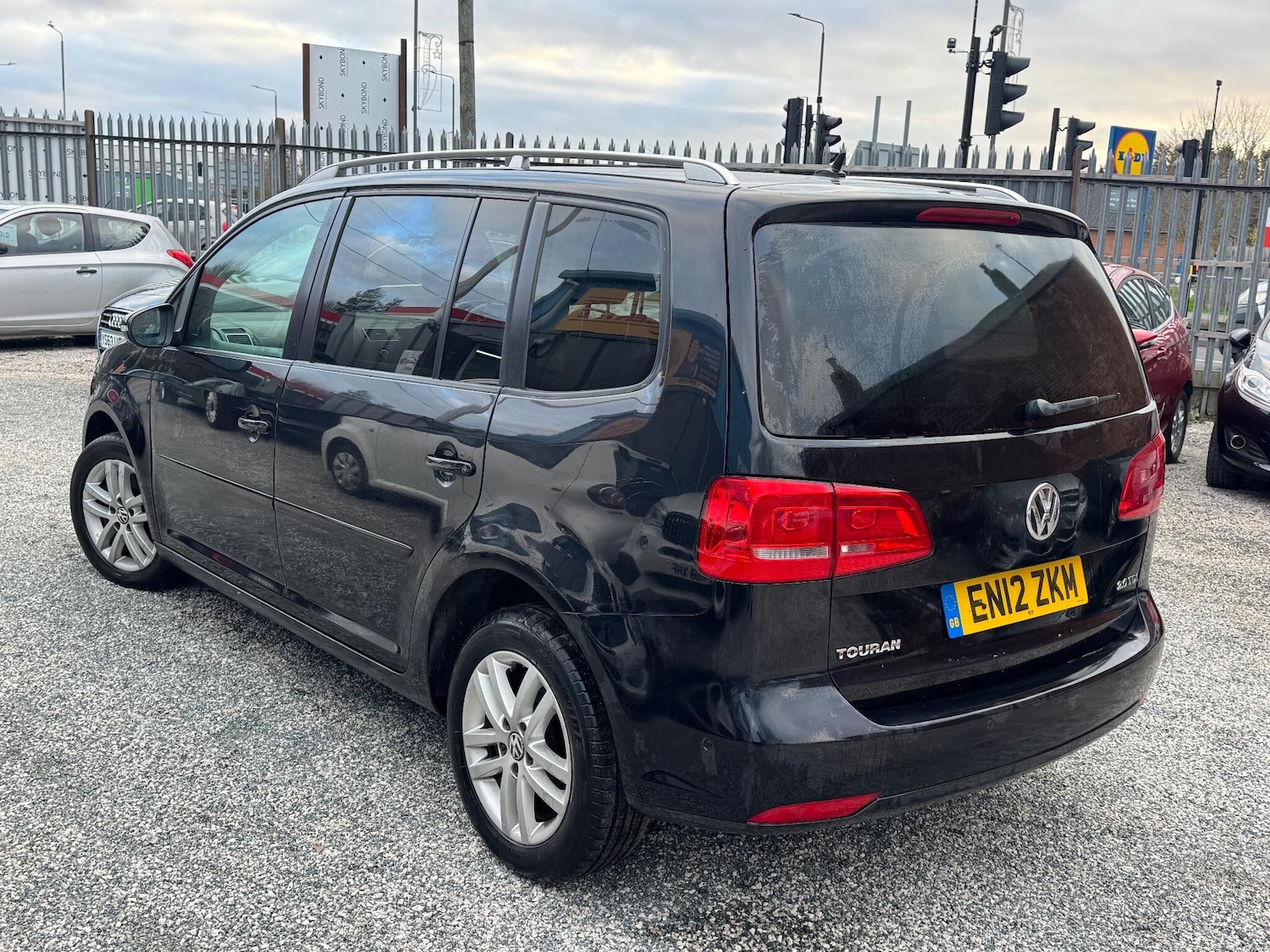 Used Volkswagen Touran 2012 for sale - 76913344: Photo 32