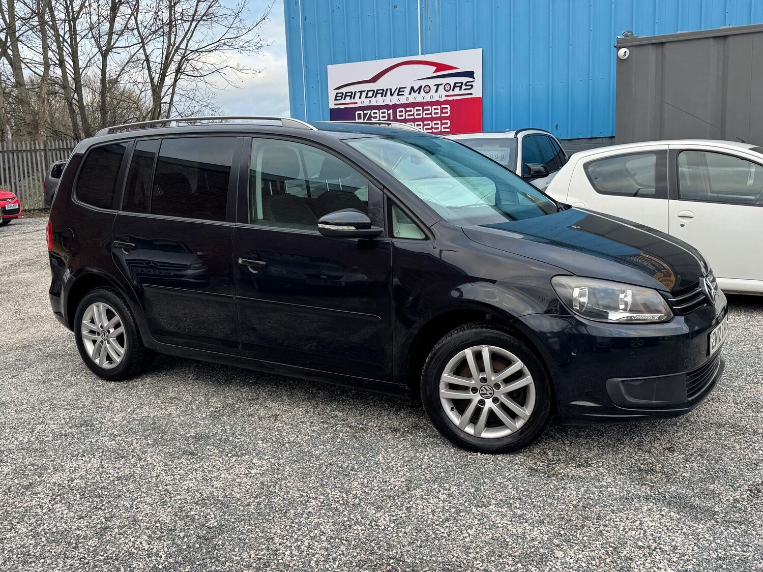 Used Volkswagen Touran 2012 for sale - 76913344: Photo 40