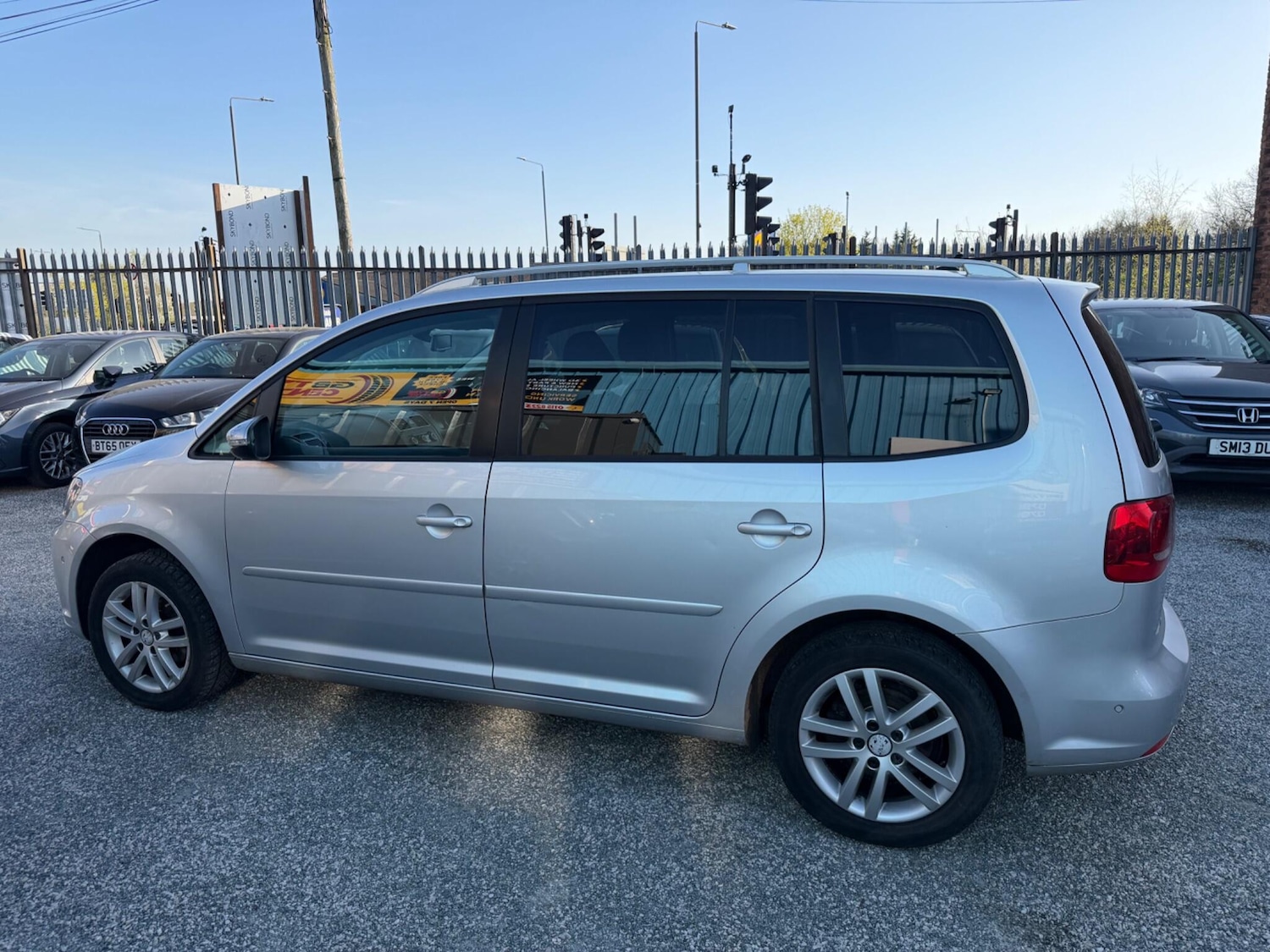 Used Volkswagen Touran 2011 for sale - 78185041: Photo 14