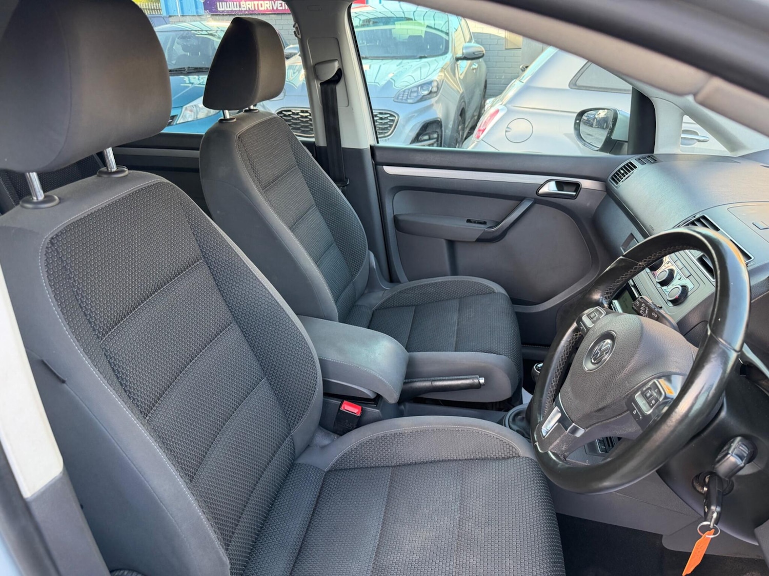 Used Volkswagen Touran 2011 for sale - 78185041: Photo 26