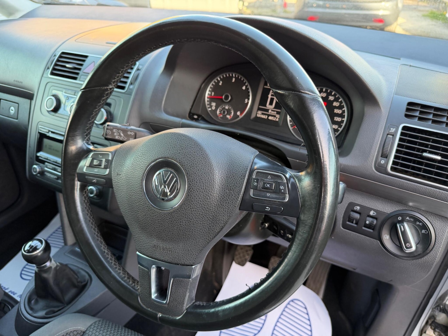 Used Volkswagen Touran 2011 for sale - 78185041: Photo 40