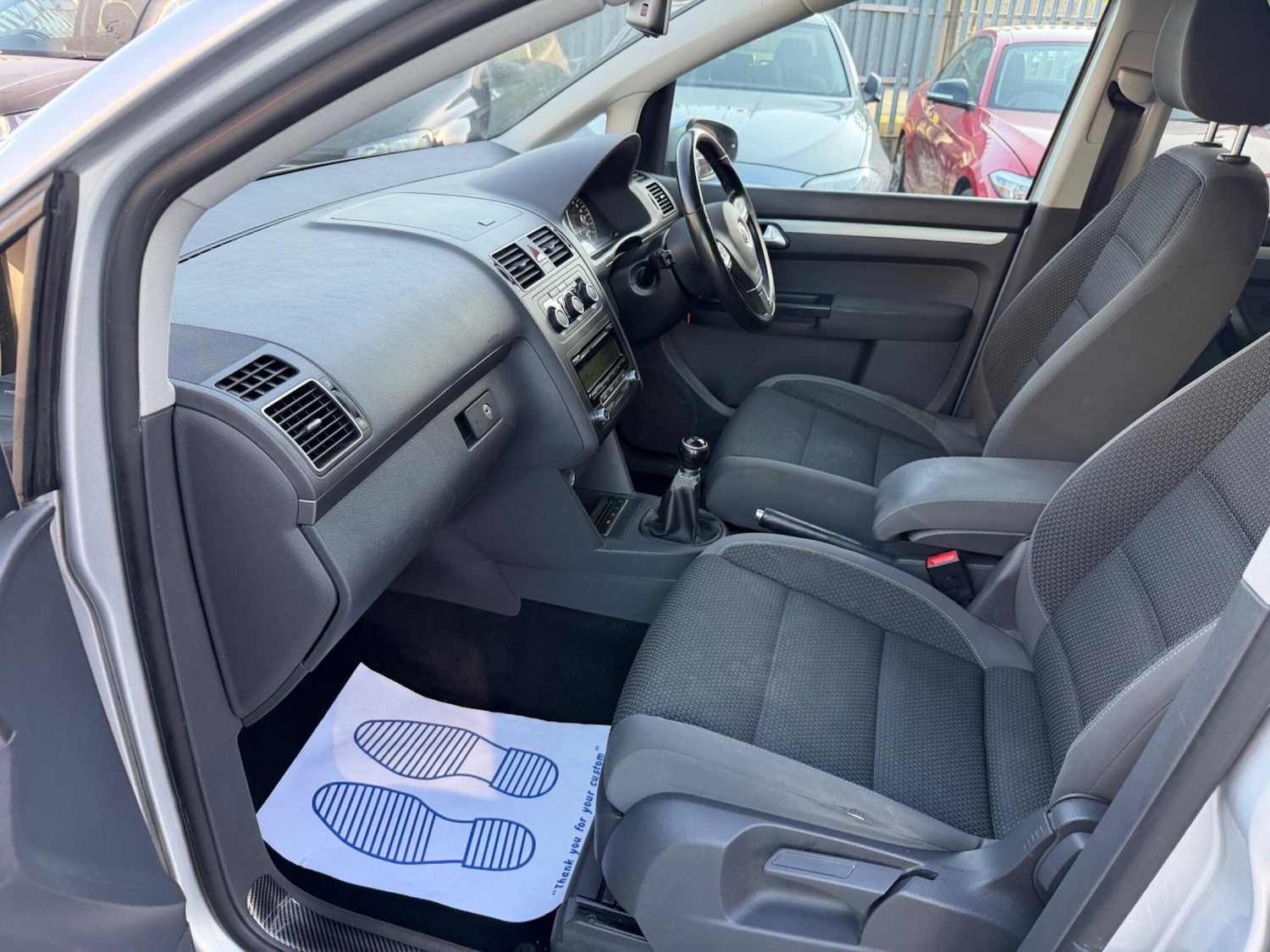 Used Volkswagen Touran 2011 for sale - 78185041: Photo 41