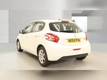 Used Peugeot 208 2014 for sale - 79395944: Photo