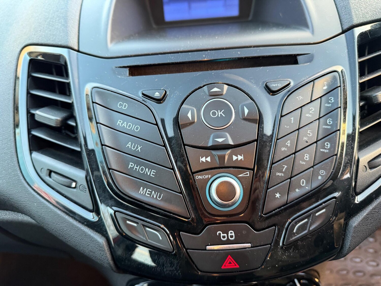 Used Ford Fiesta for sale - 76824138: Photo 32