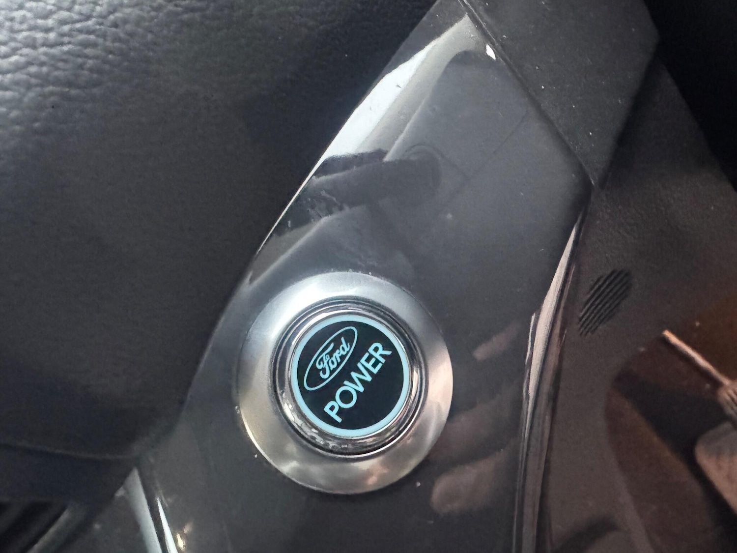 Used Ford Kuga 2013 for sale - 76824097: Photo 30